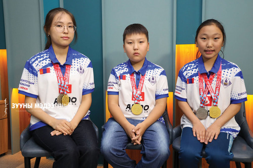 Зуун буудалт даамны ирээдүйн их мастерууд